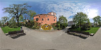 Fleischerbastei mit Blumenuhr und Meißner Porzellanglockenspiel